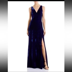 Laundry by Shelli Segal Navy Velvet Evening Gown Size 10